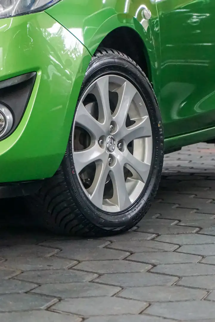 Mazda 2 1.3 Sitzheizung Klima Allwetterreifen Tüv 03/26 Grün - 2