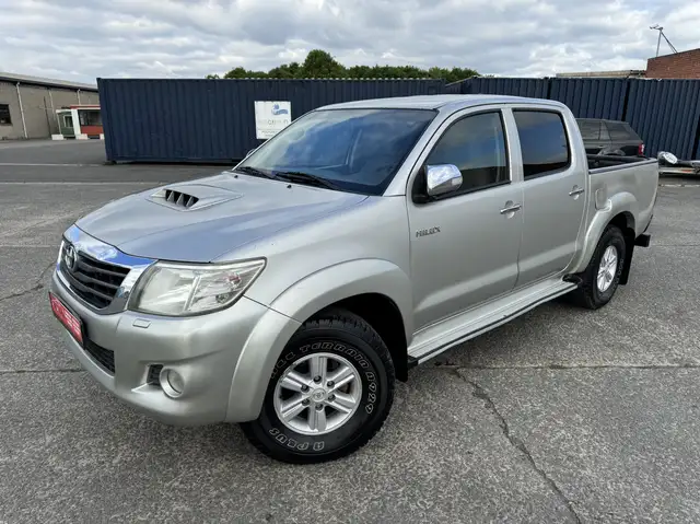 Toyota Hilux 2.5D-4D 4x4 Manual Double Cab (Only Export Africa)