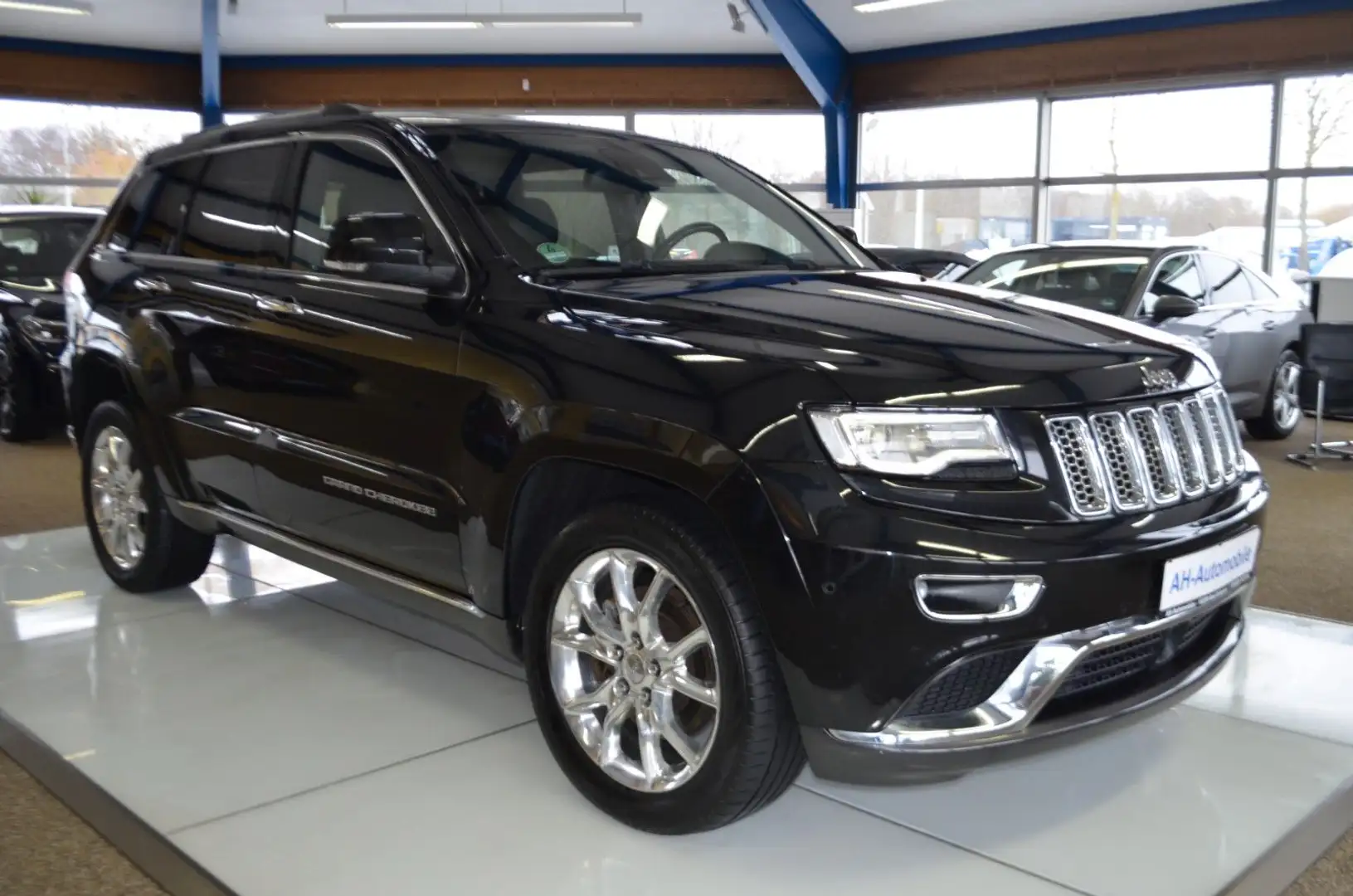 Jeep Grand Cherokee 3.0 CRD Summit XENON / NAVI Schwarz - 2