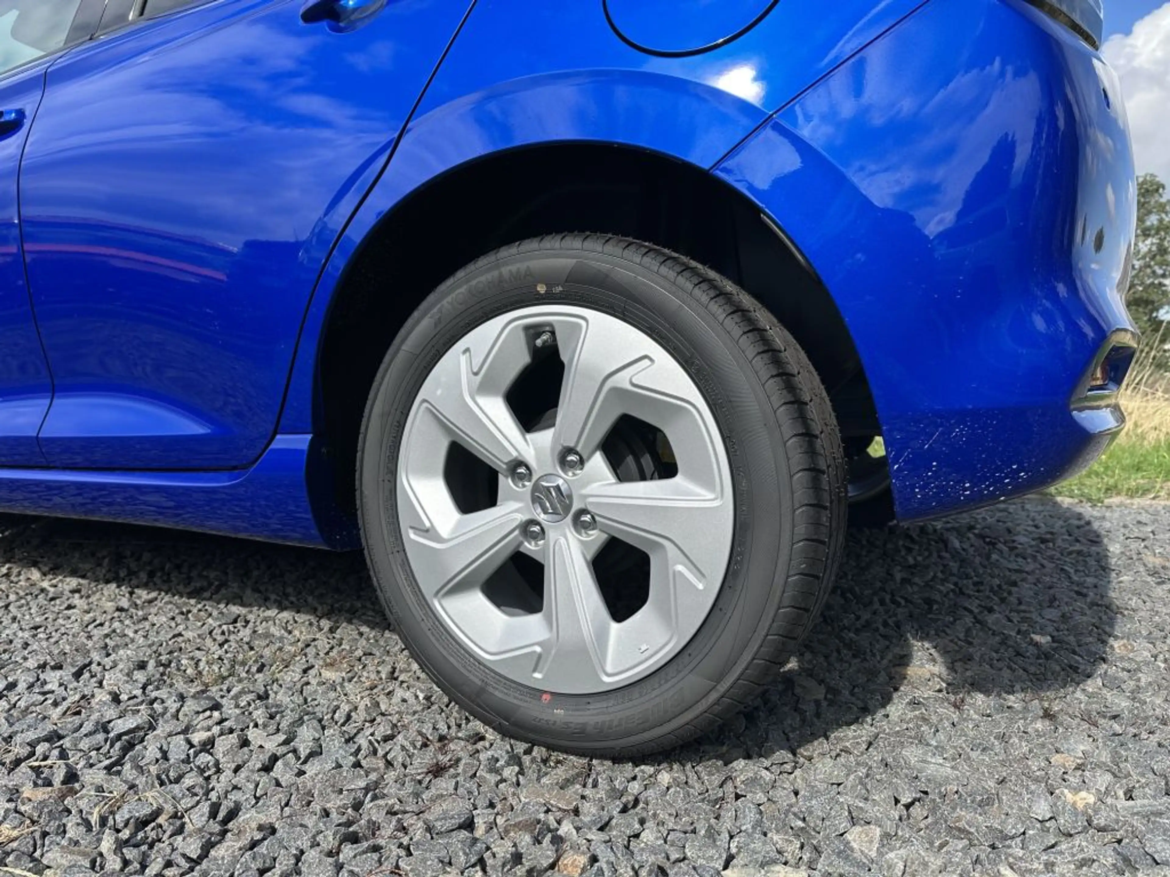 Suzuki Swift 1.2 Hybrid MT Comfort (UZ) — photo 9