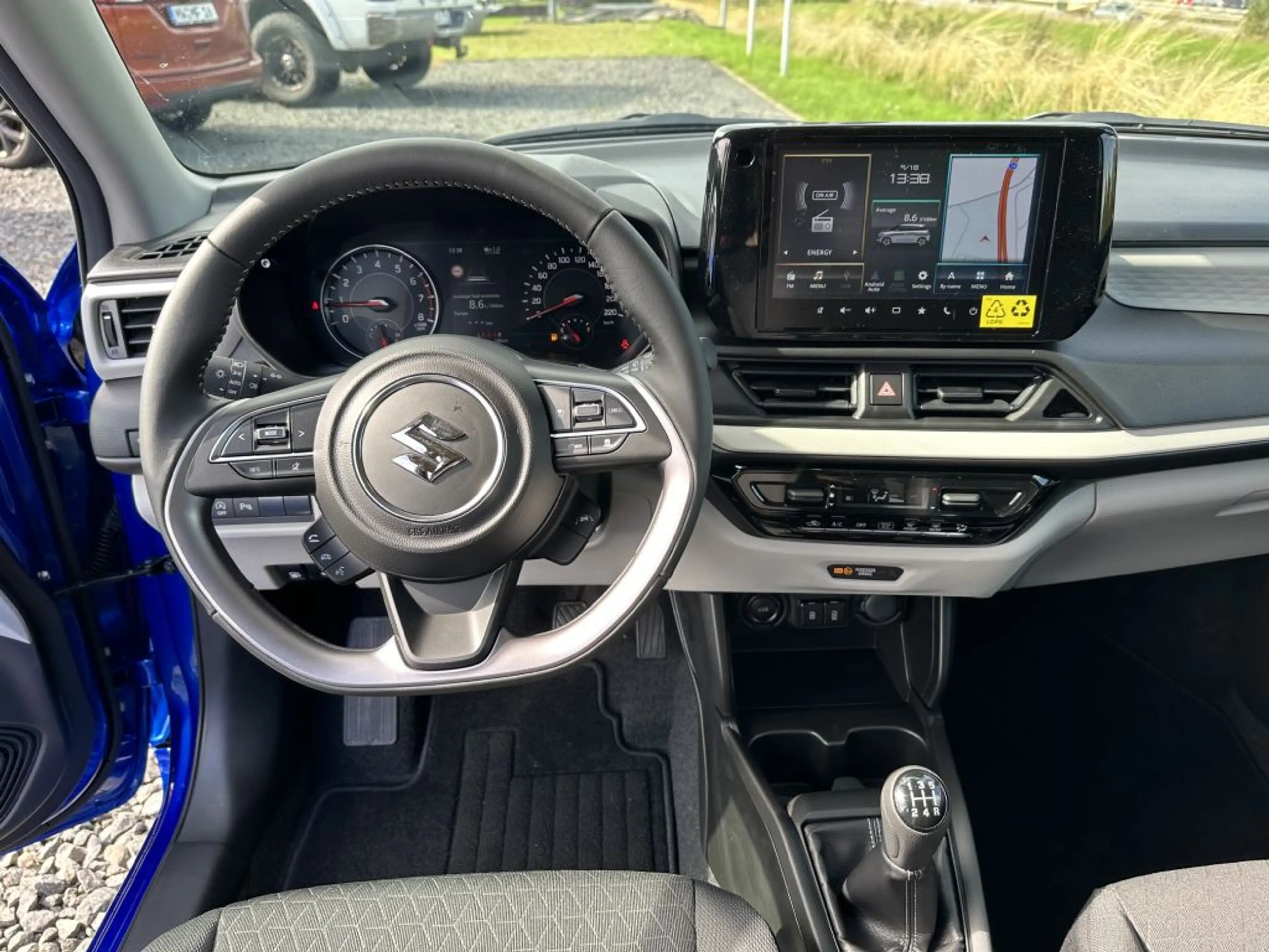 Suzuki Swift 1.2 Hybrid MT Comfort (UZ) — photo 14