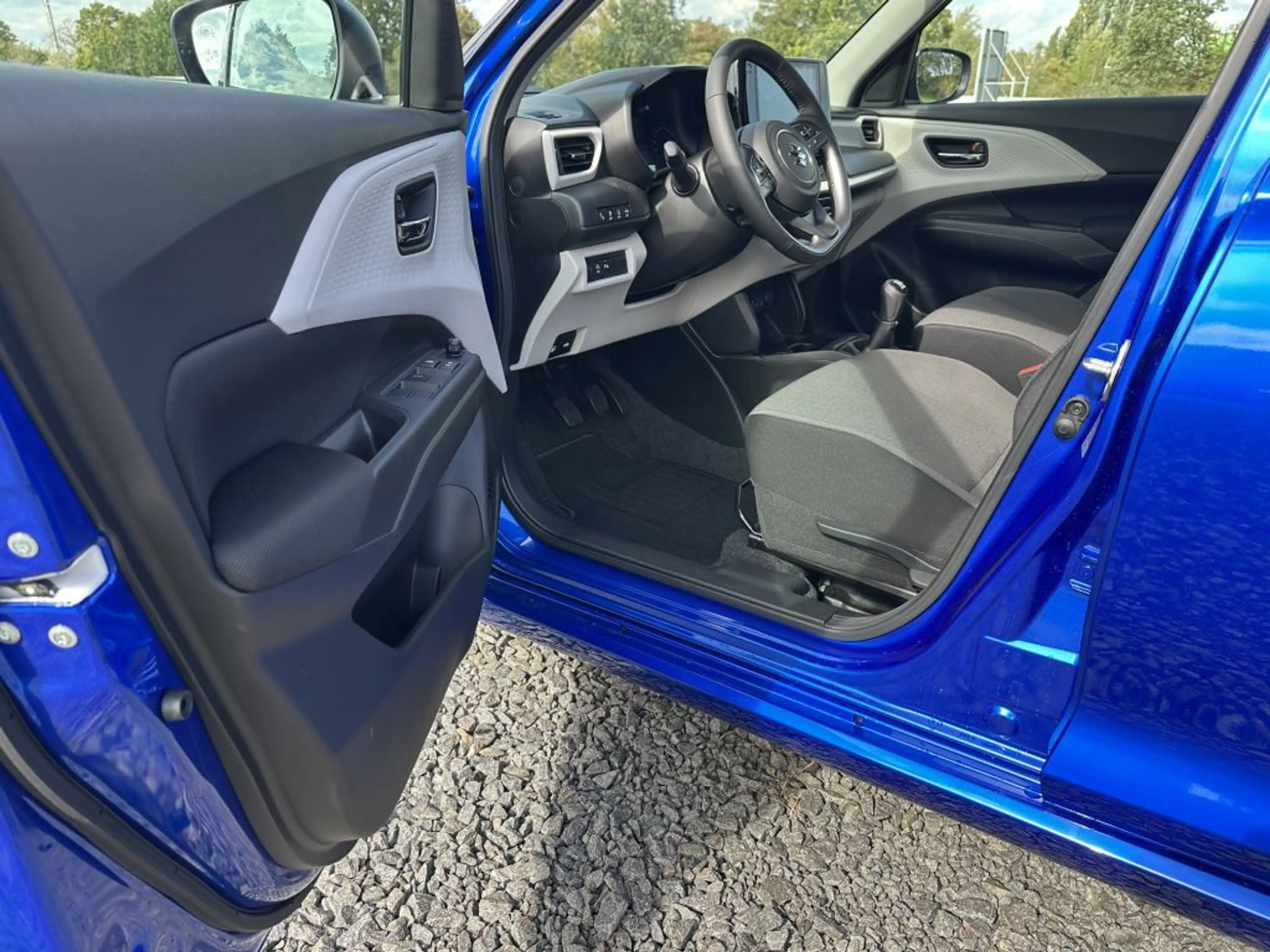 Suzuki Swift 1.2 Hybrid MT Comfort (UZ) — photo 11