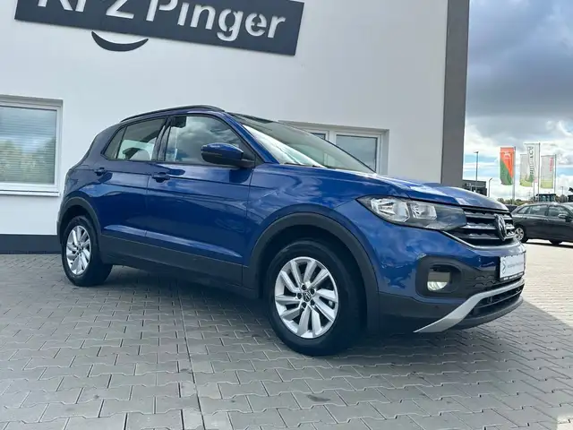 Volkswagen T-Cross view 4