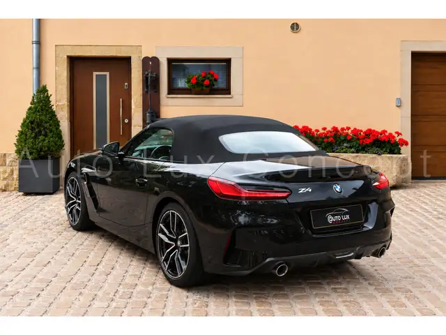 BMW Z4 view 4