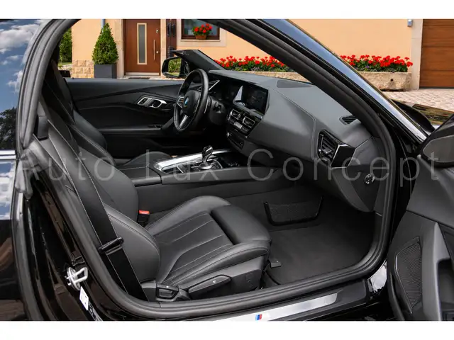 BMW Z4 view 5