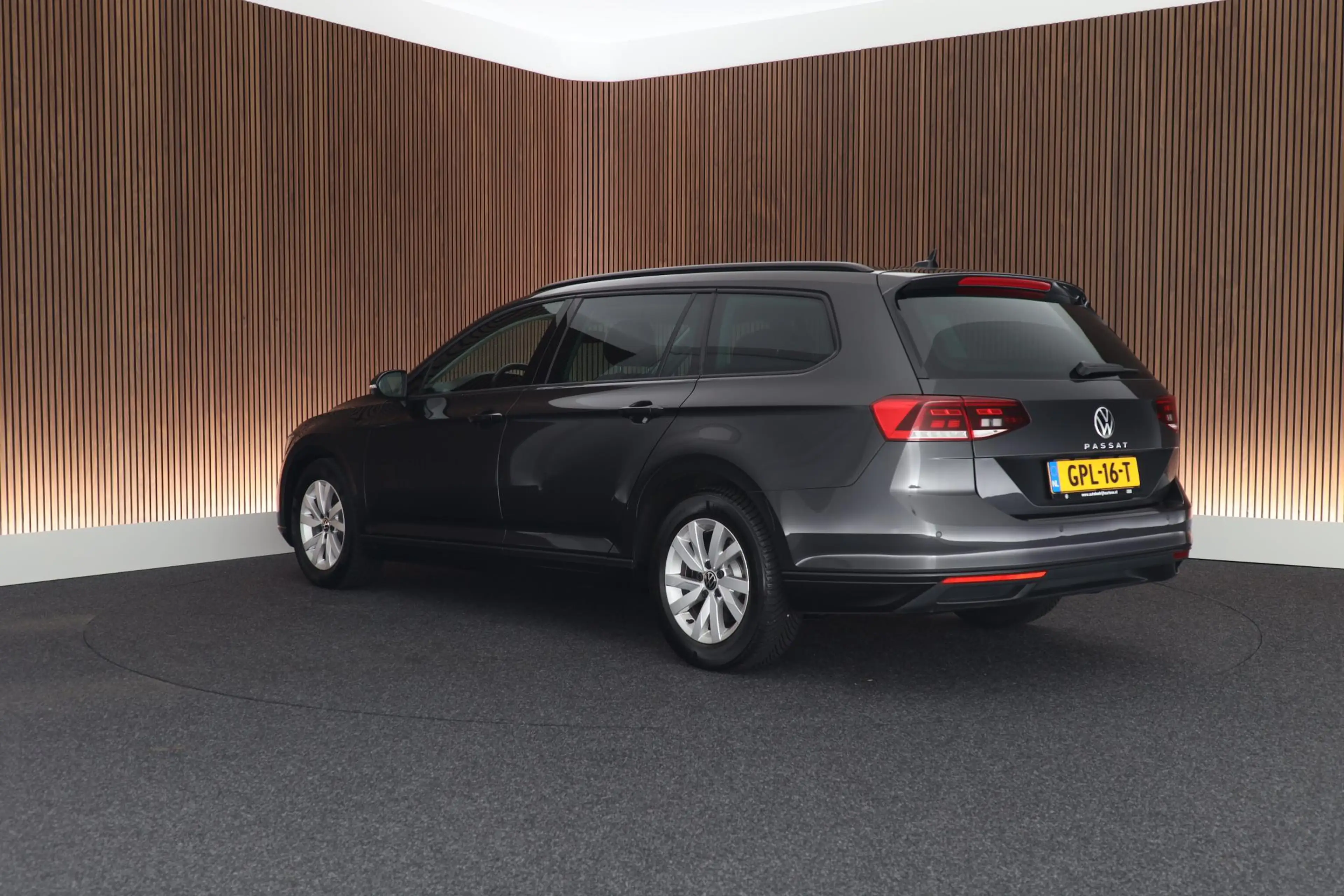 Volkswagen Passat Variant 2.0 TDI 150pk DSG Business Camera Navigatie Stoelv — photo 5