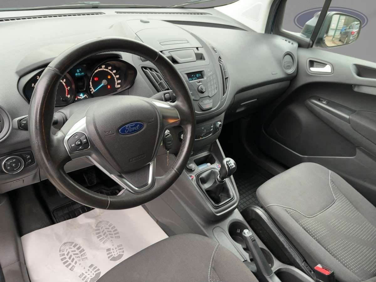 Ford Transit Courier
