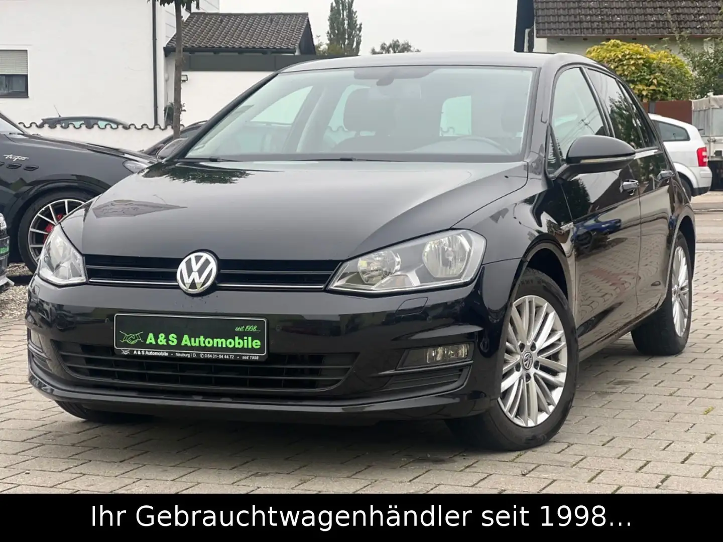Volkswagen Golf VII Lim. 1.4 TSI Cup *STHZ/PDC/SHZ/8-FACH* Černá - 1