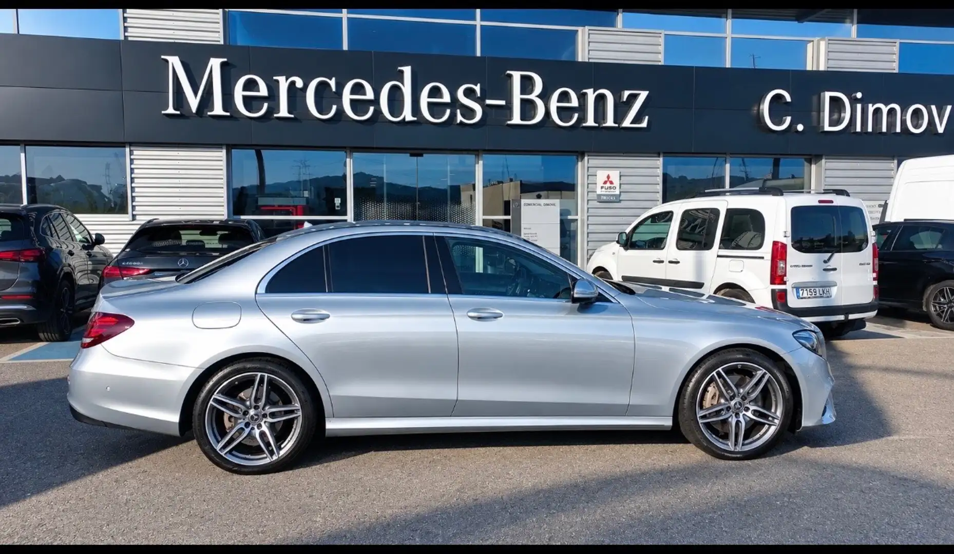 Mercedes-Benz E 220 220d 4Matic 9G-Tronic 194 - 2