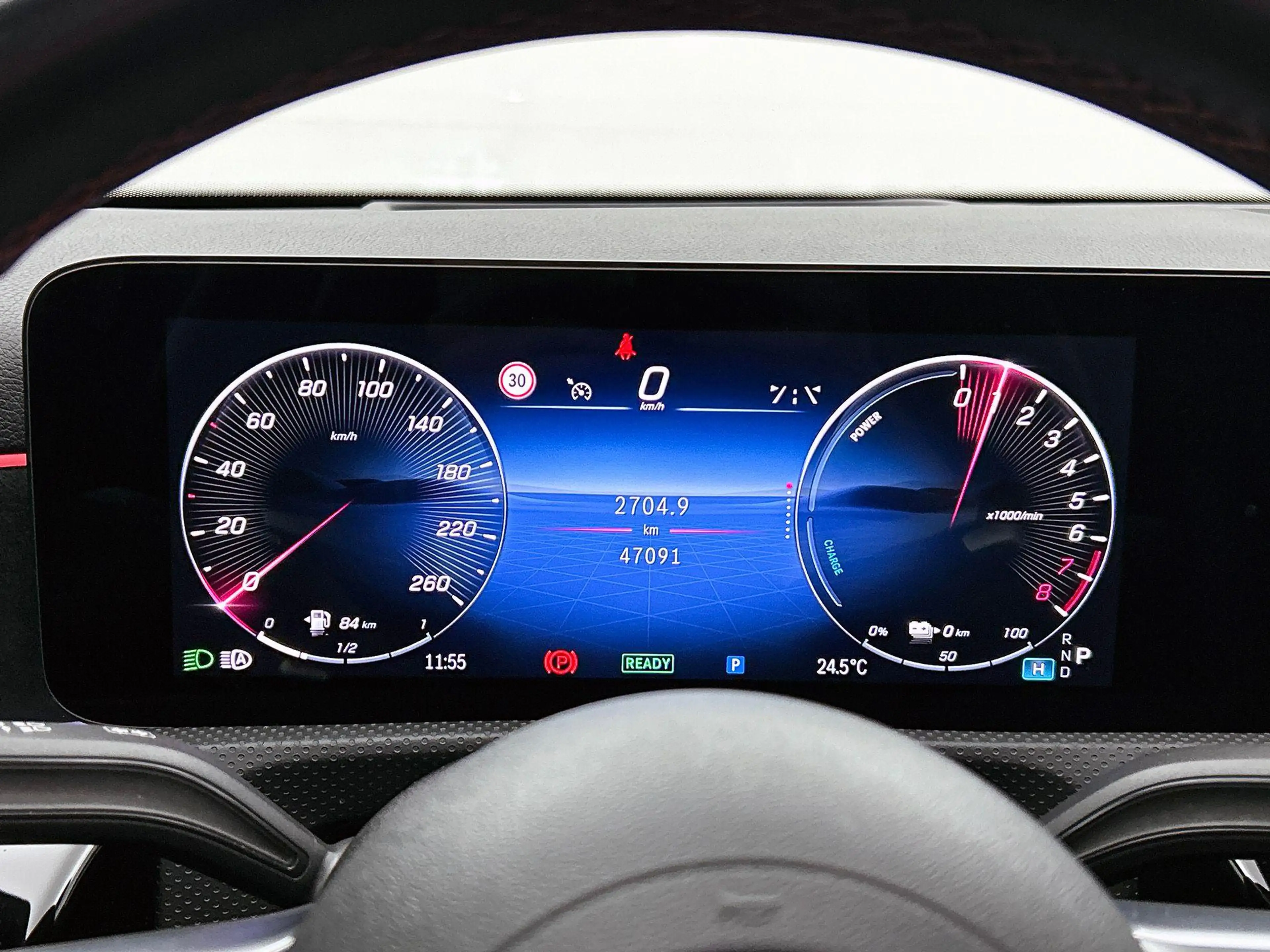 Mercedes-Benz A 250 e Berline AMG Line | Panoramisch Dak | Dodehoekass — photo 11
