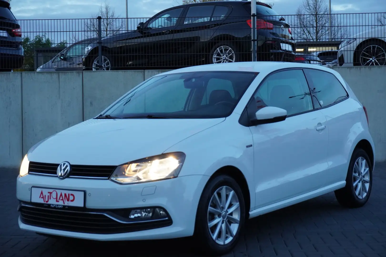 Volkswagen Polo 1.0 Sitzheizung PDC Tempomat Klimaaut. USB Blanc - 2