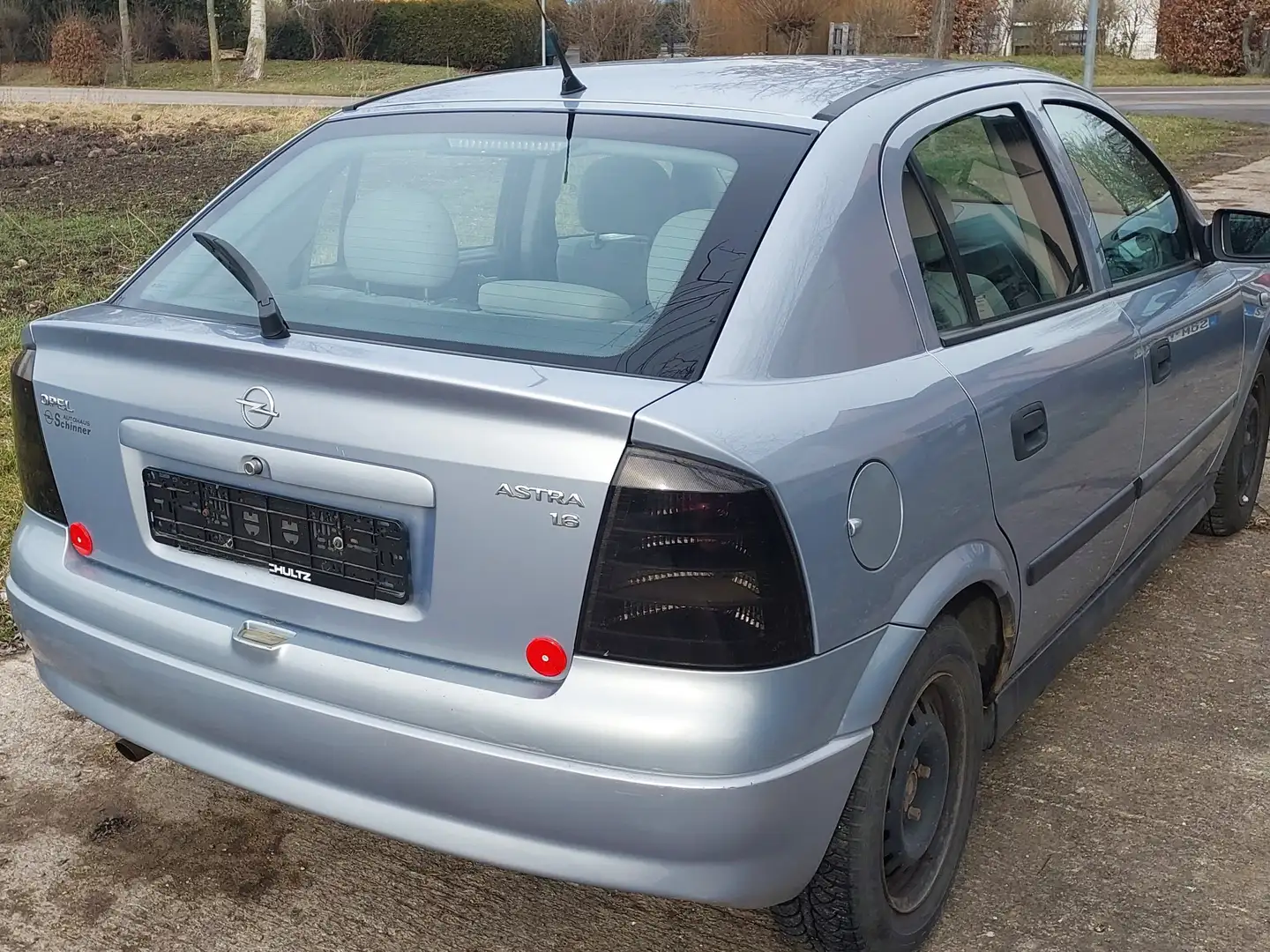 Opel Astra Astra 1.6 Comfort Silber - 2