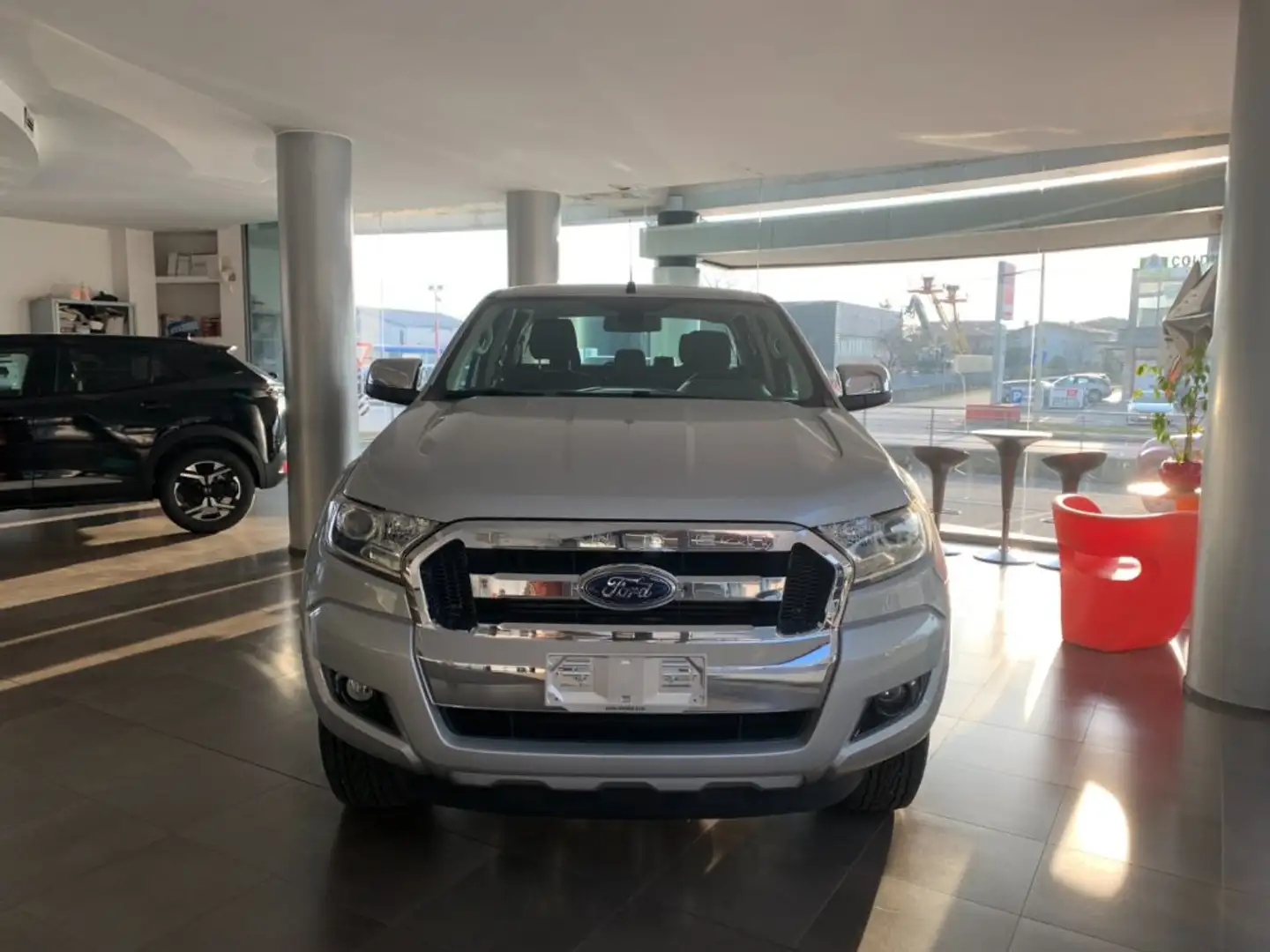Ford Ranger 2.2 TDCi Doppia Cabina XLT 5pt. GANCIO Argento - 2