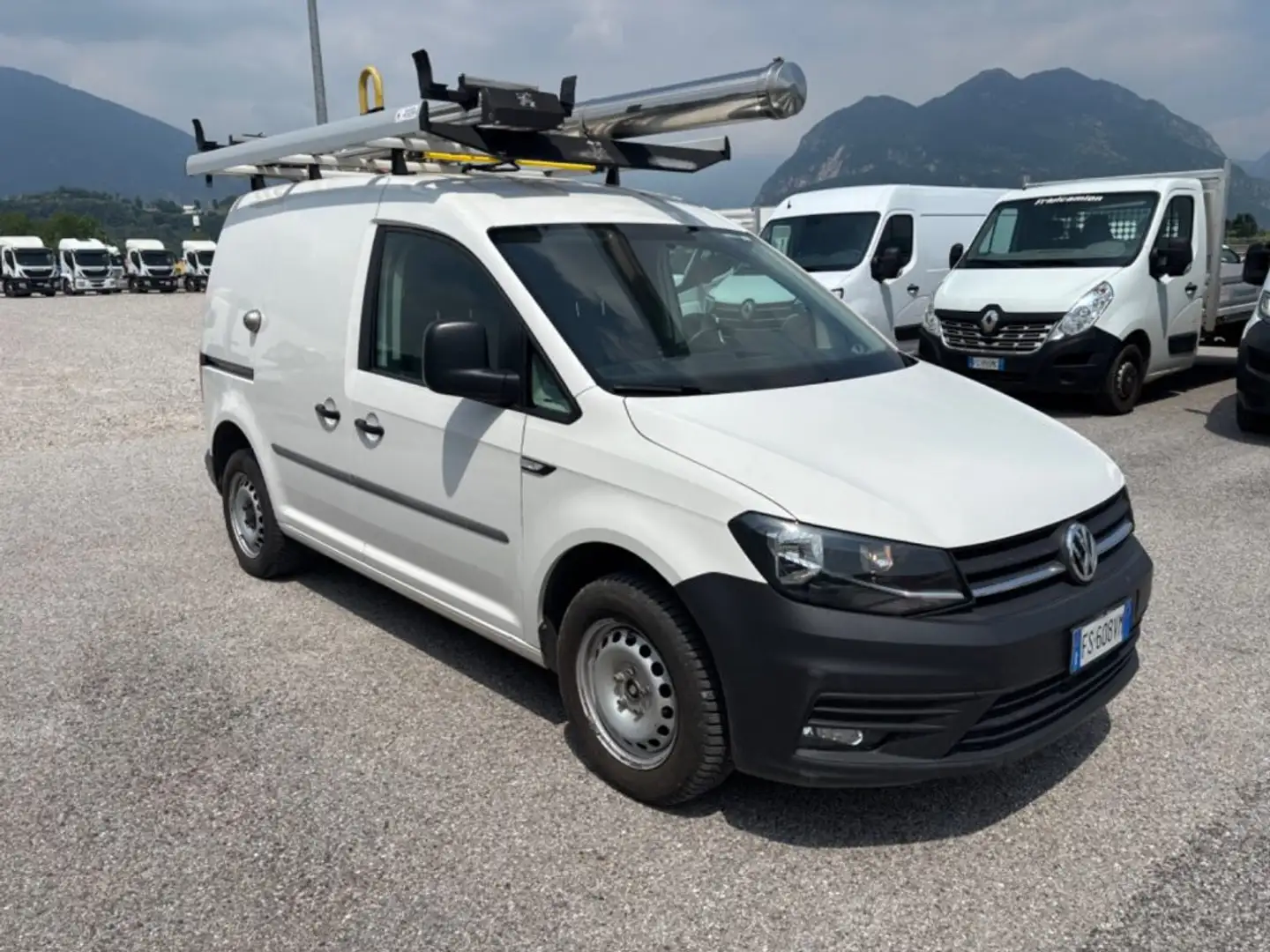 Volkswagen Caddy 2.0 TDI 102 CV Alltrack 4motion Blanc - 2