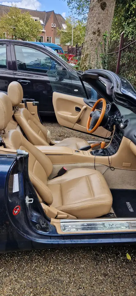 Mazda MX-5 1.6i, foto 8