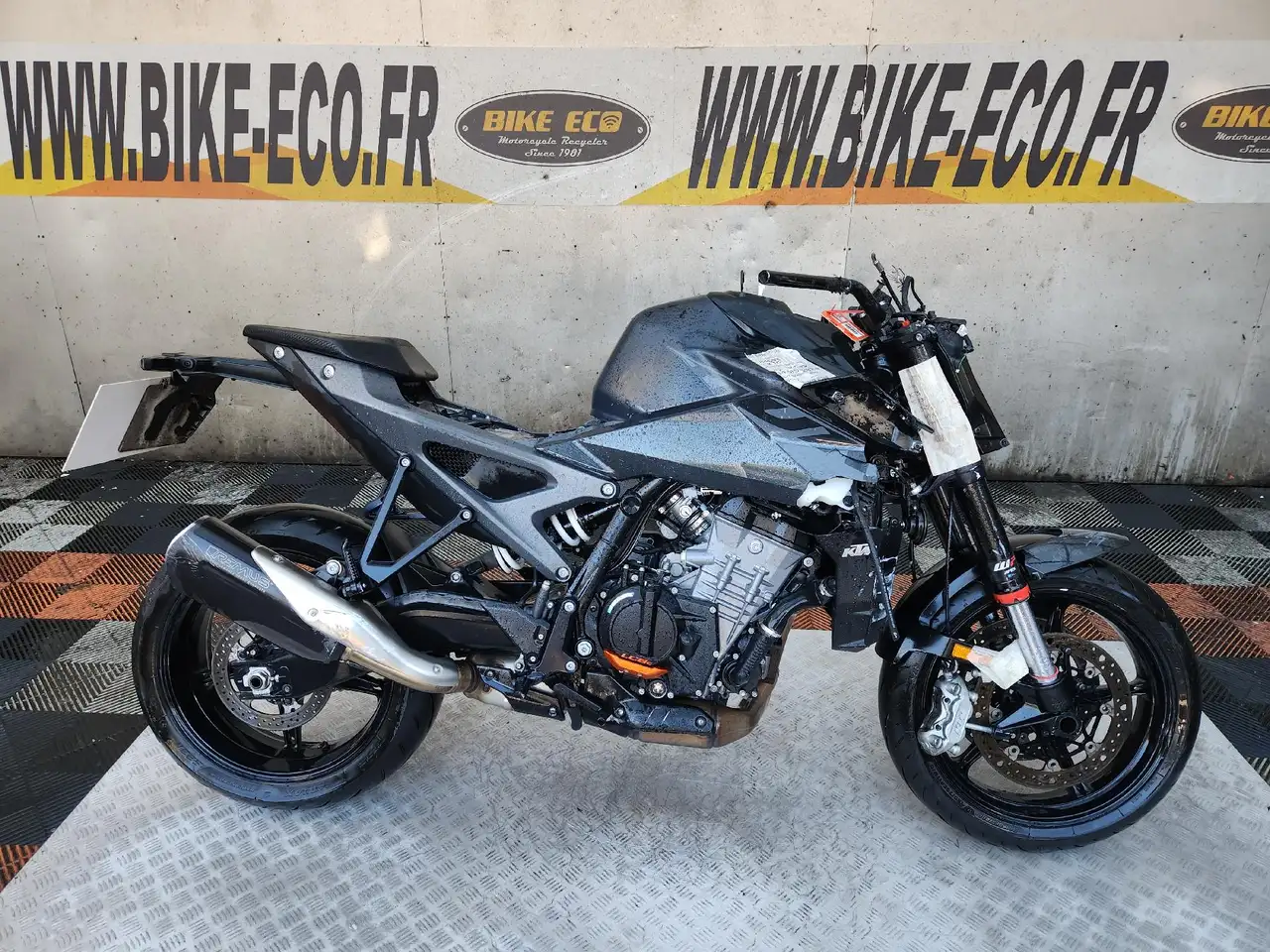 KTM 990 Duke