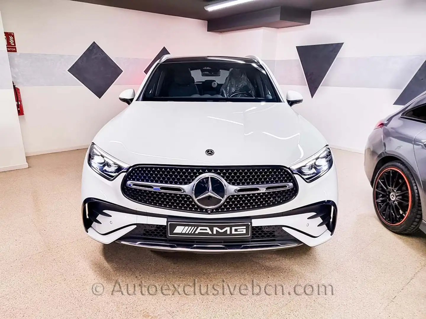 Mercedes-Benz GLC 300 300e 4Matic 9G-Tronic Blanco - 2