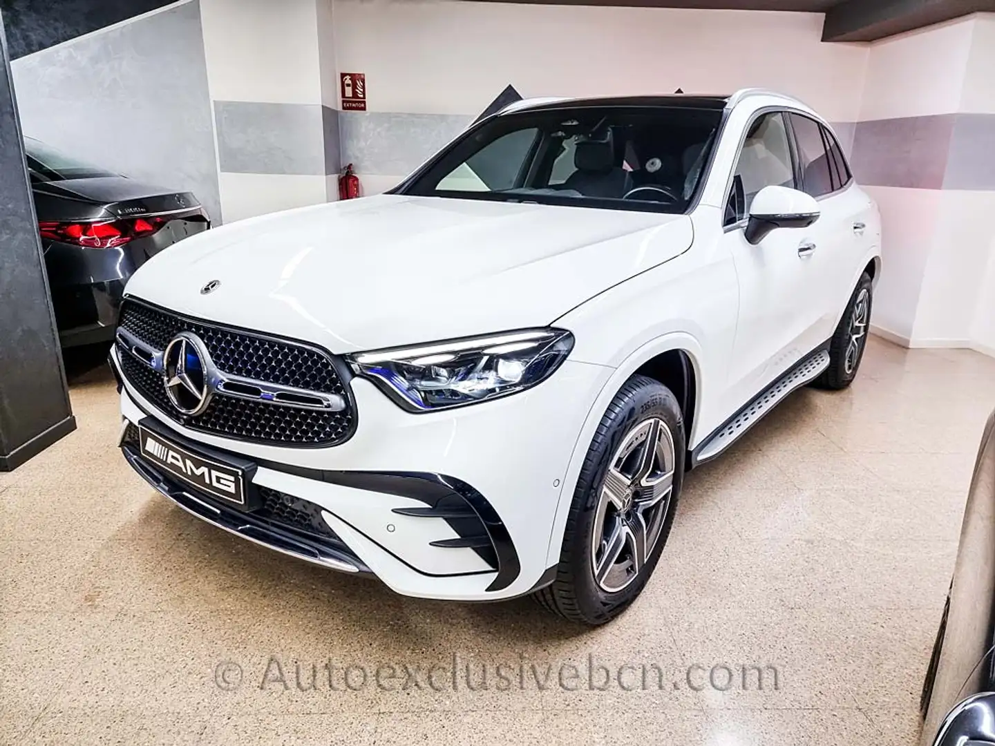 Mercedes-Benz GLC 300 300e 4Matic 9G-Tronic Blanco - 1