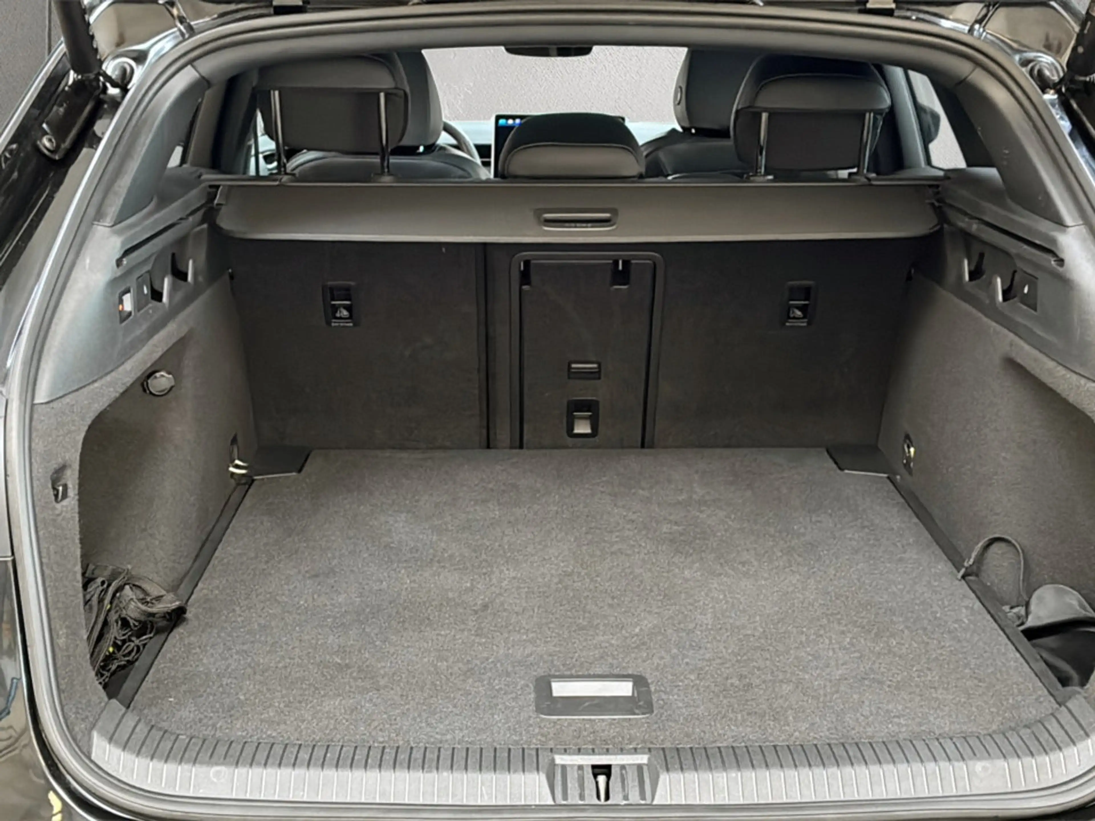 Volkswagen ID.7 Tourer GTX 4MOTION 250 kW Business — photo 13