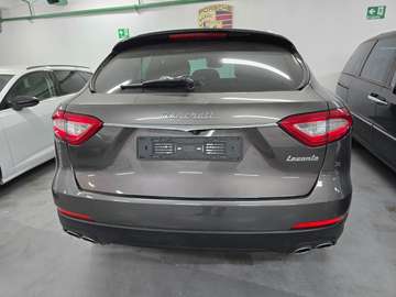 Levante 3.0 V6 275cv auto