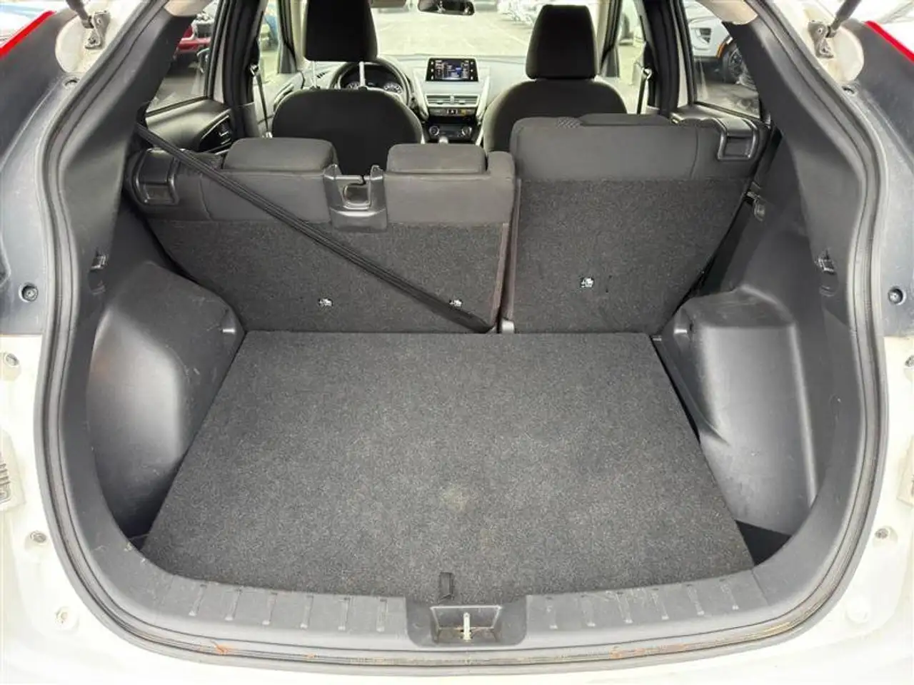 Mitsubishi Eclipse Cross снимка Mitsubishi Eclipse Cross
