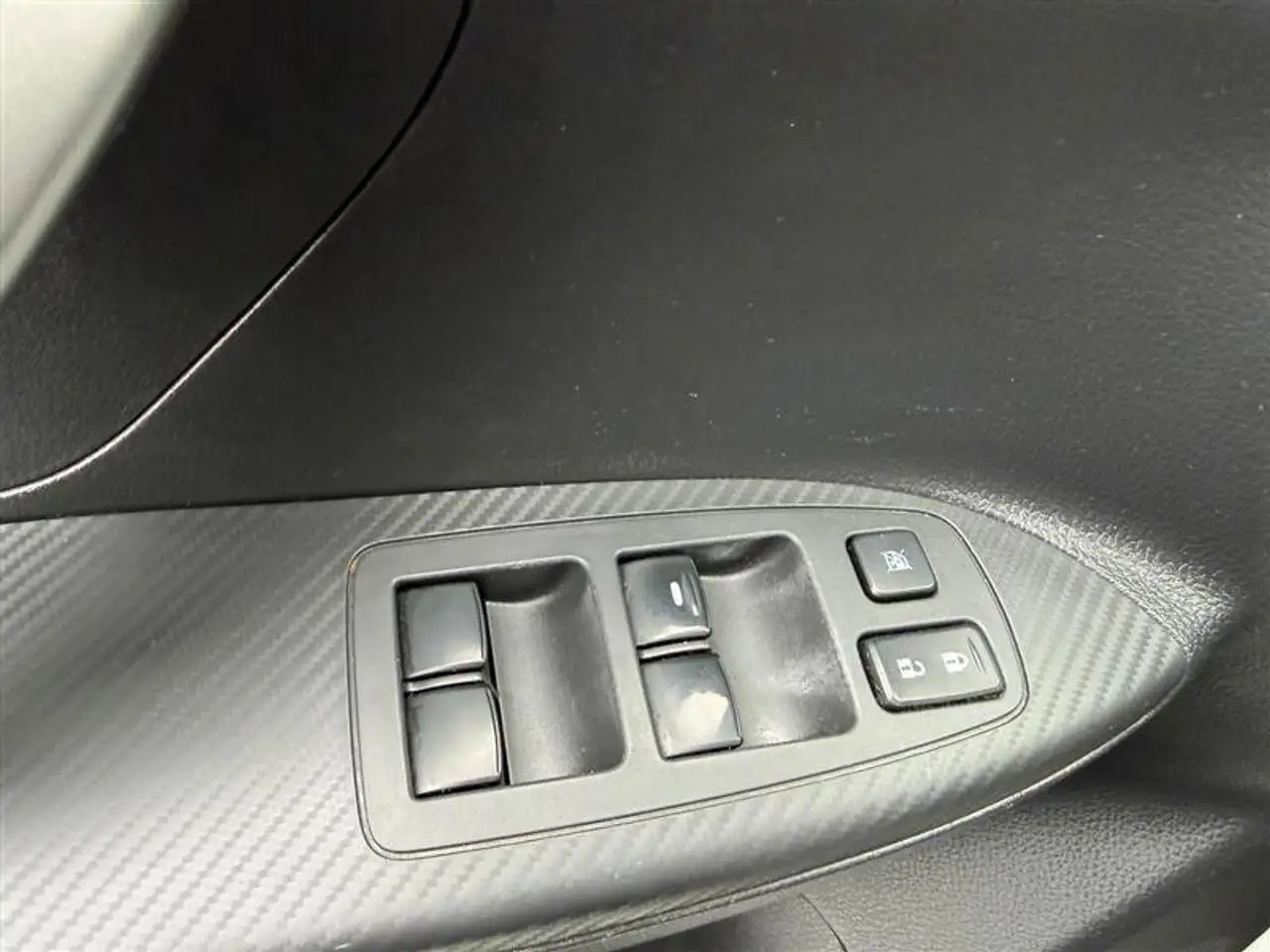 Mitsubishi Eclipse Cross снимка Mitsubishi Eclipse Cross