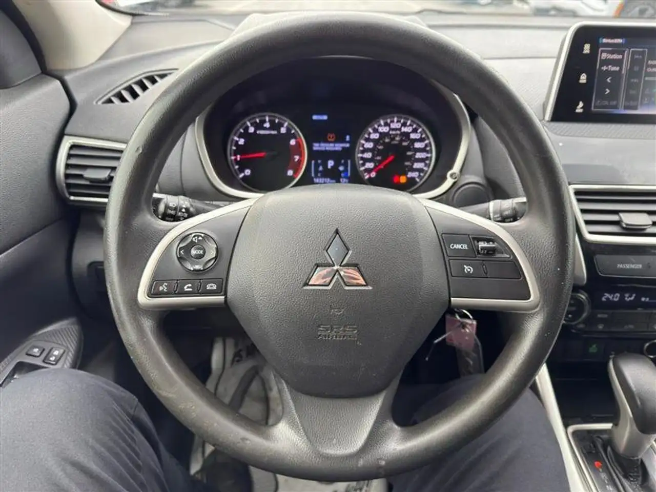 Mitsubishi Eclipse Cross снимка Mitsubishi Eclipse Cross