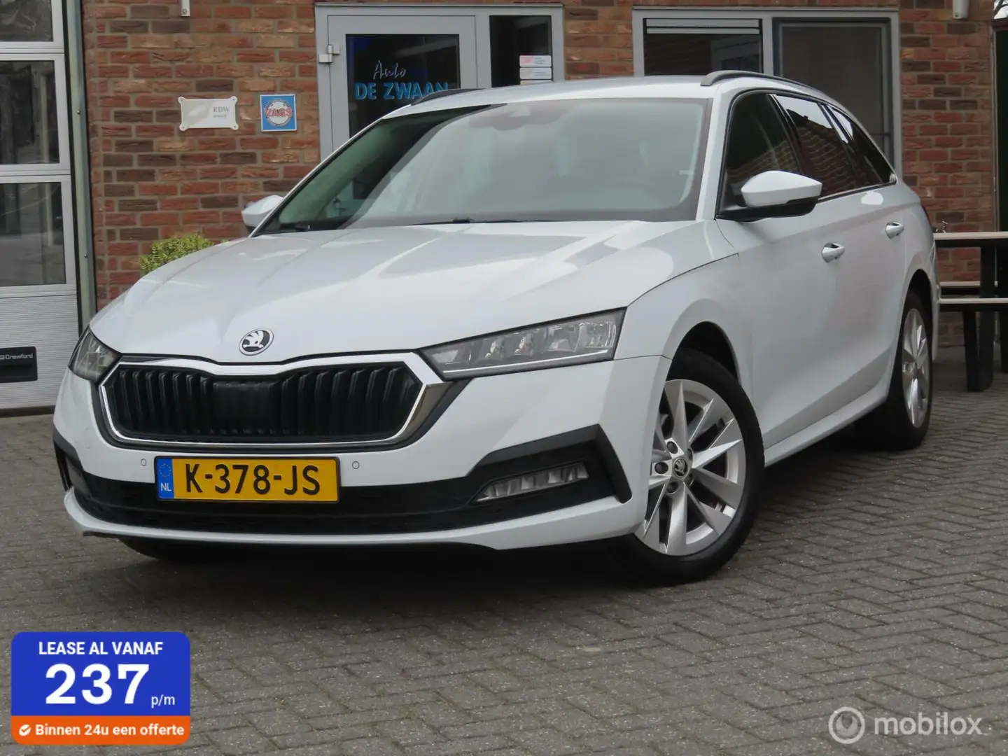 Skoda Octavia Combi 1.0 e-TSI Business Ed/trekhaak/carplay/pdc/e Blanc - 1
