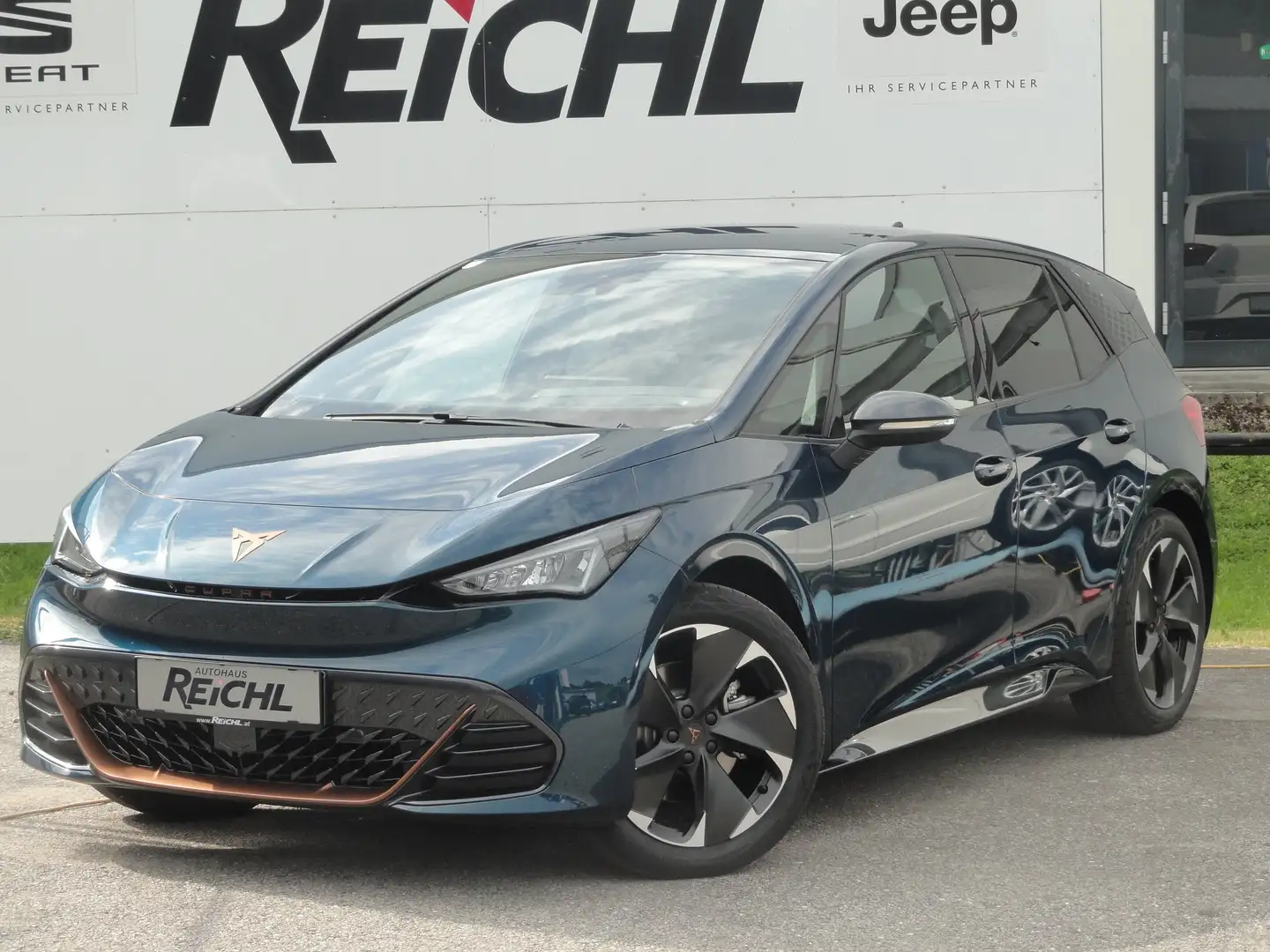 CUPRA Born 58 - Navi - Kessy - ACC - 19" Bicolor Blau - 2