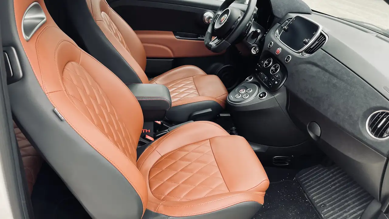 Abarth 500C 2021