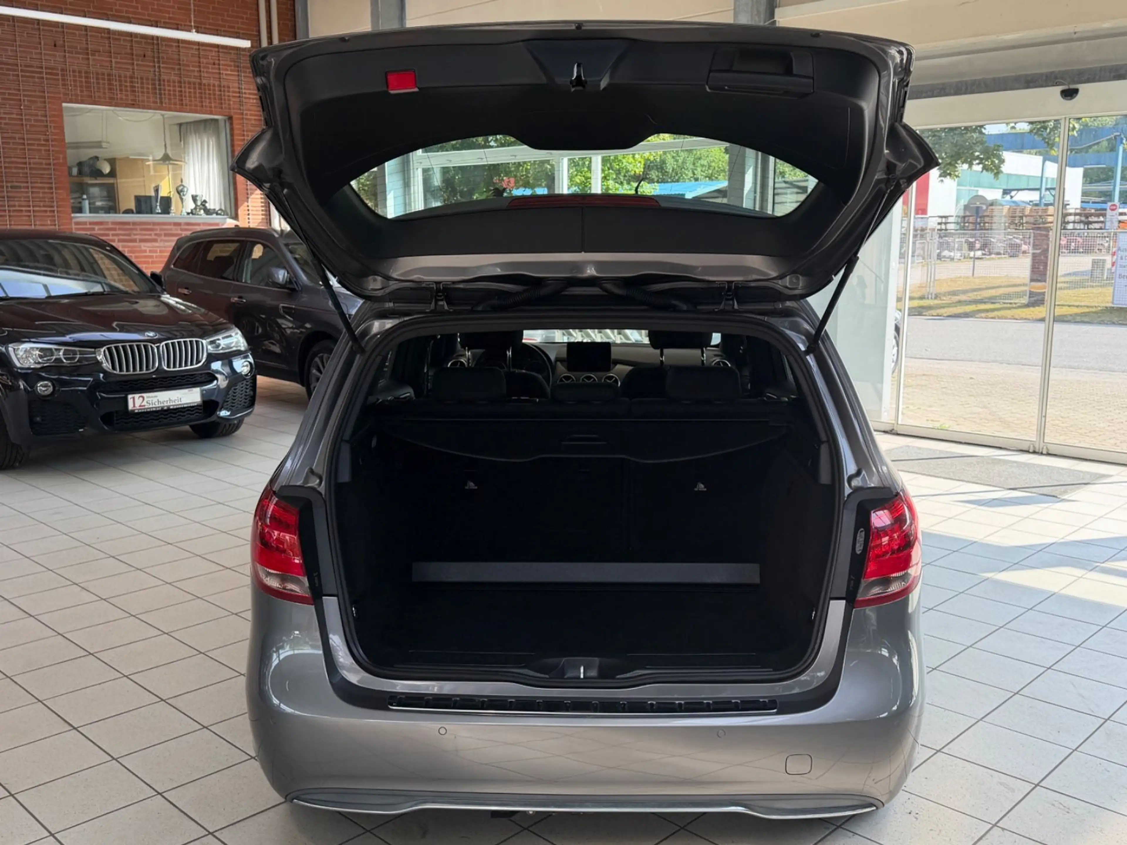 Mercedes-Benz B 180 CDI / d — photo 5