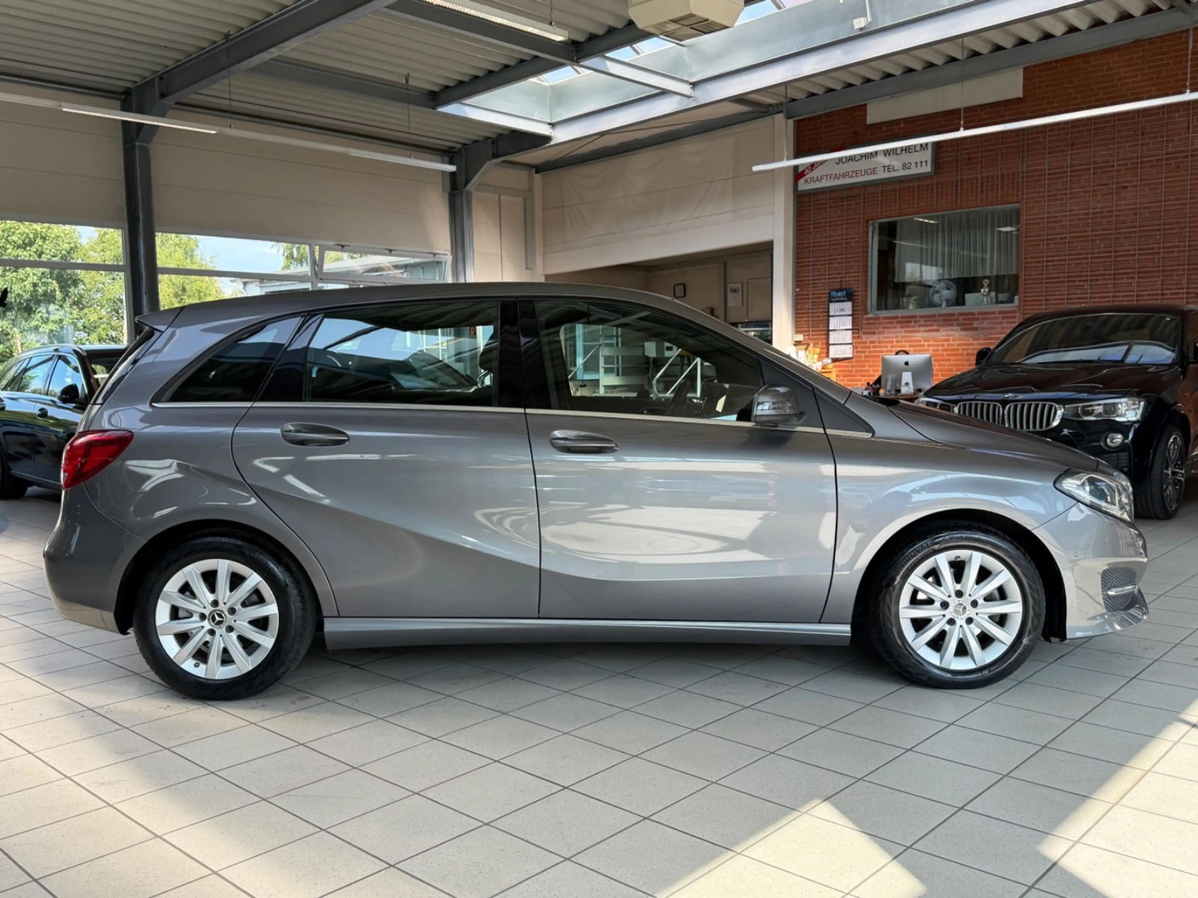 Mercedes-Benz B 180 CDI / d — photo 9