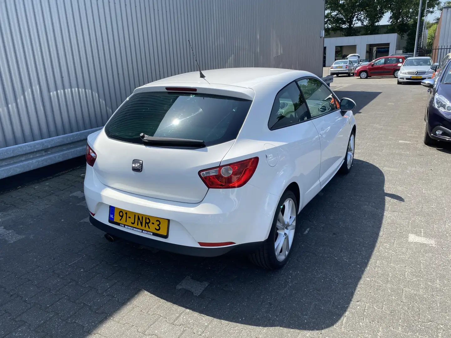 SEAT Ibiza SC 1.6 Sport A/C, CC, LM, nw. APK – Inruil Mogelij Wit - 2