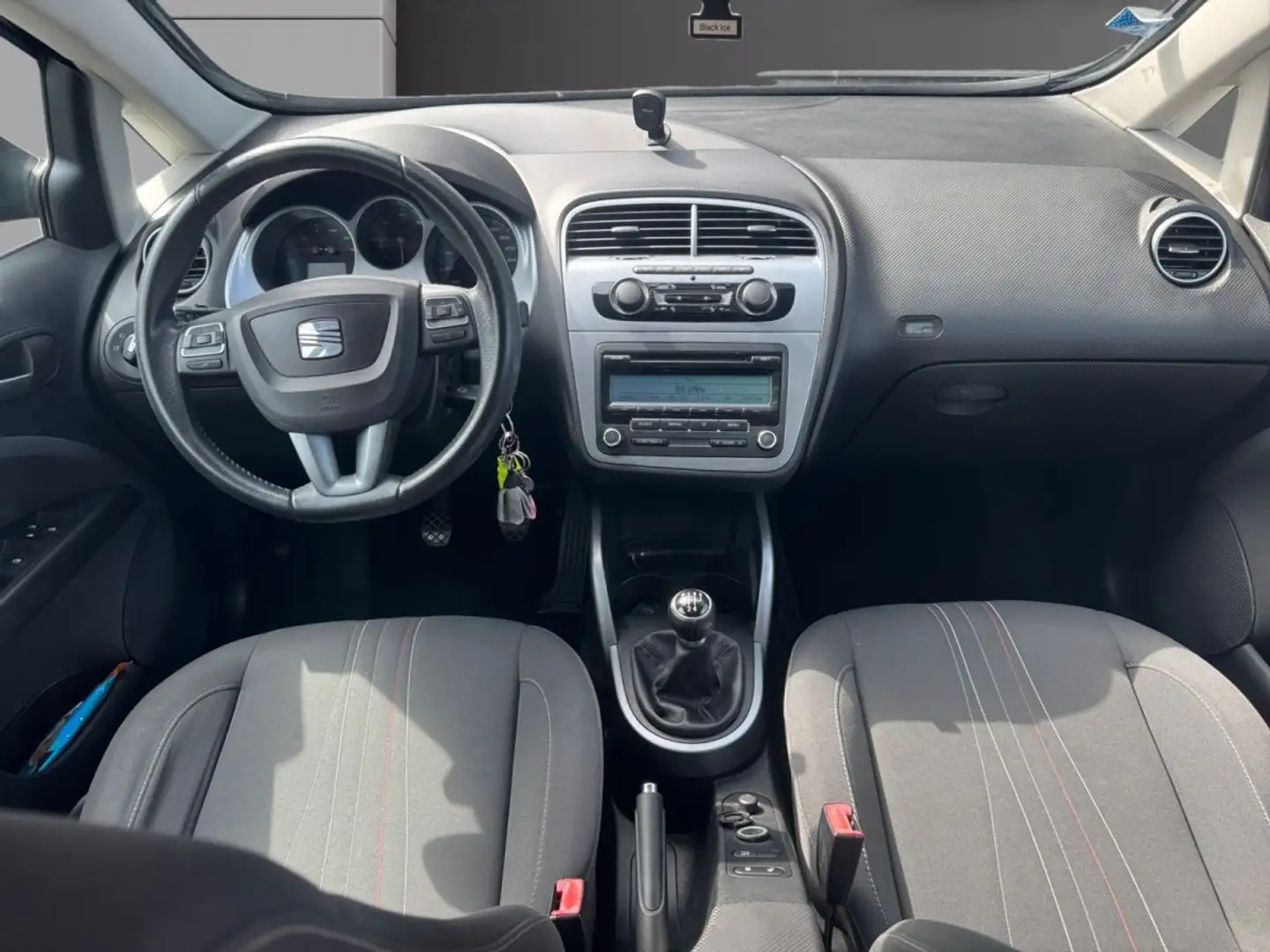 SEAT Altea XL 1.6 TDI 105 ch FAP CR StartStop Sport Ecomotive Noir - 2