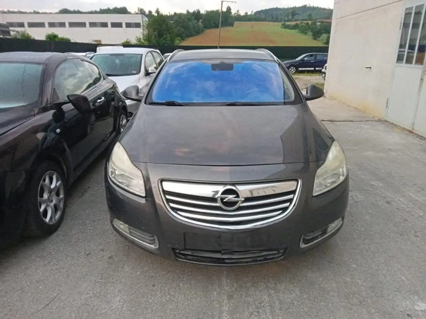 Opel Insignia Grigio - 1