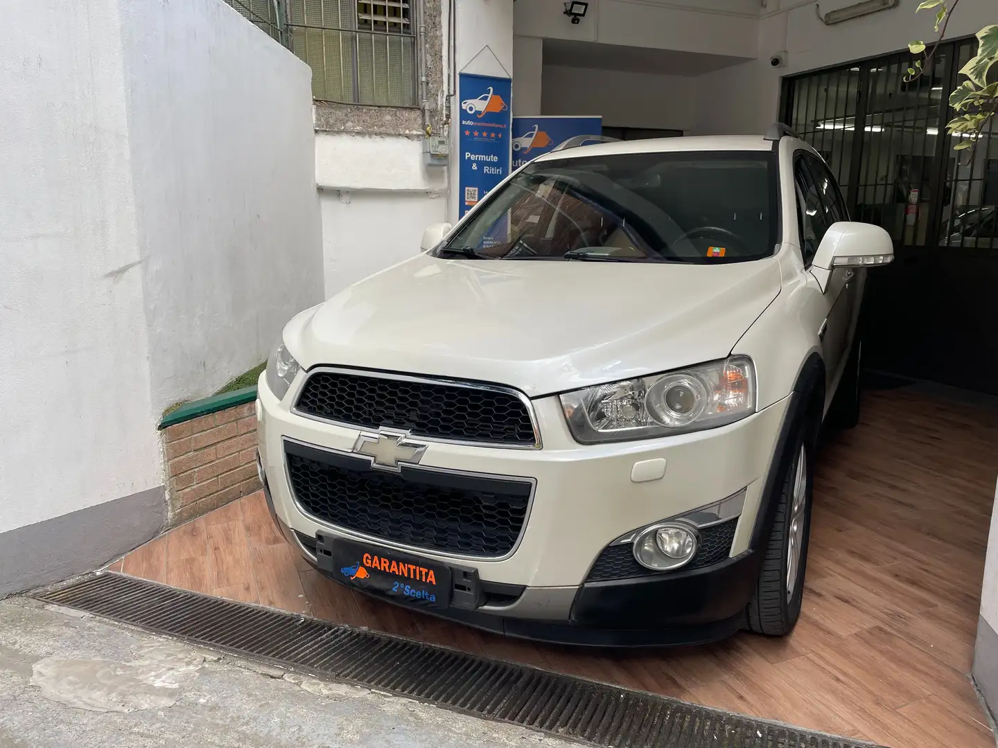 Chevrolet Captiva 7 POSTI - INTERNI IN PELLE Bianco - 1