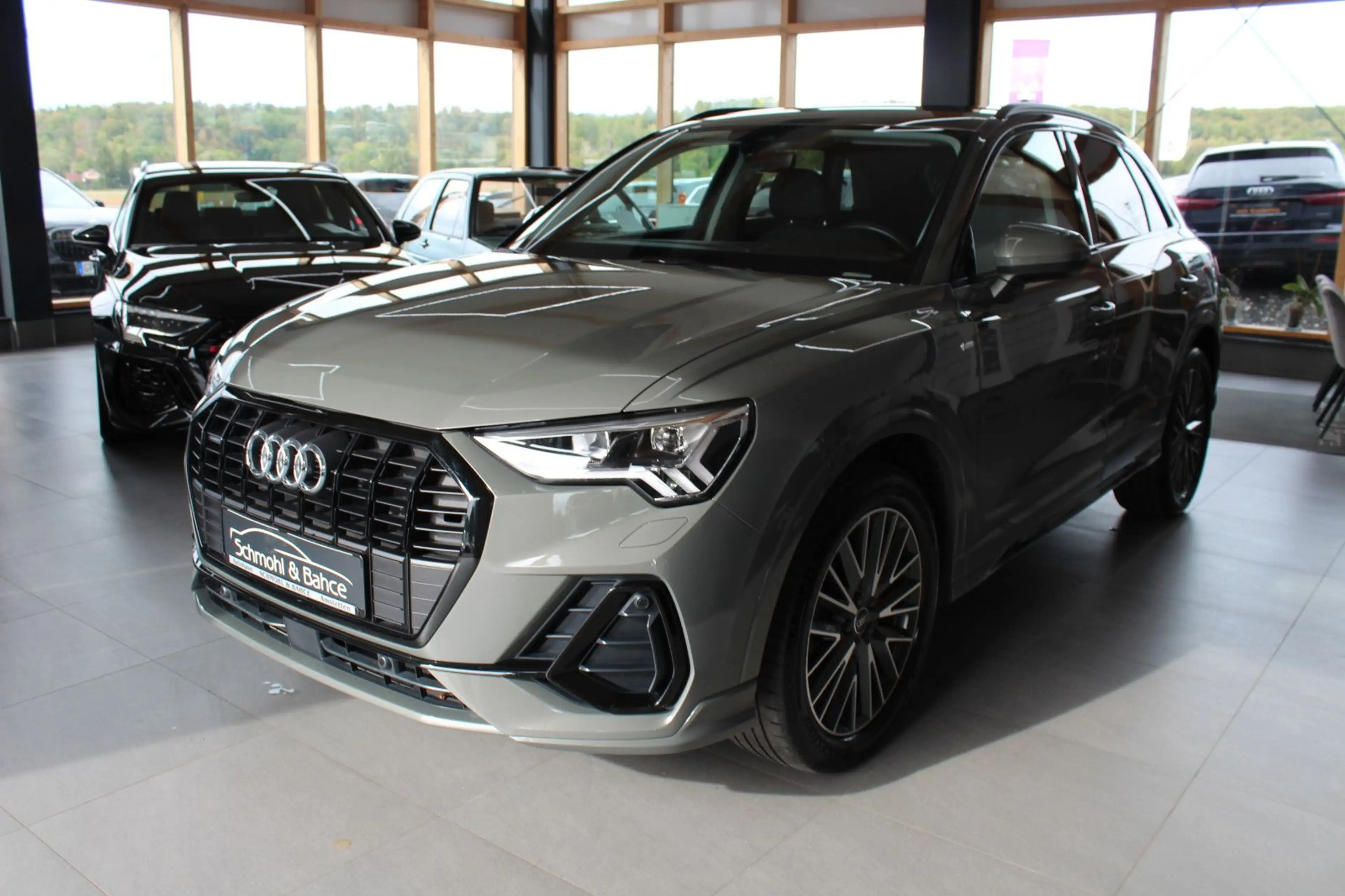 Audi Q3 35 TDI quattro S tronic S line sport