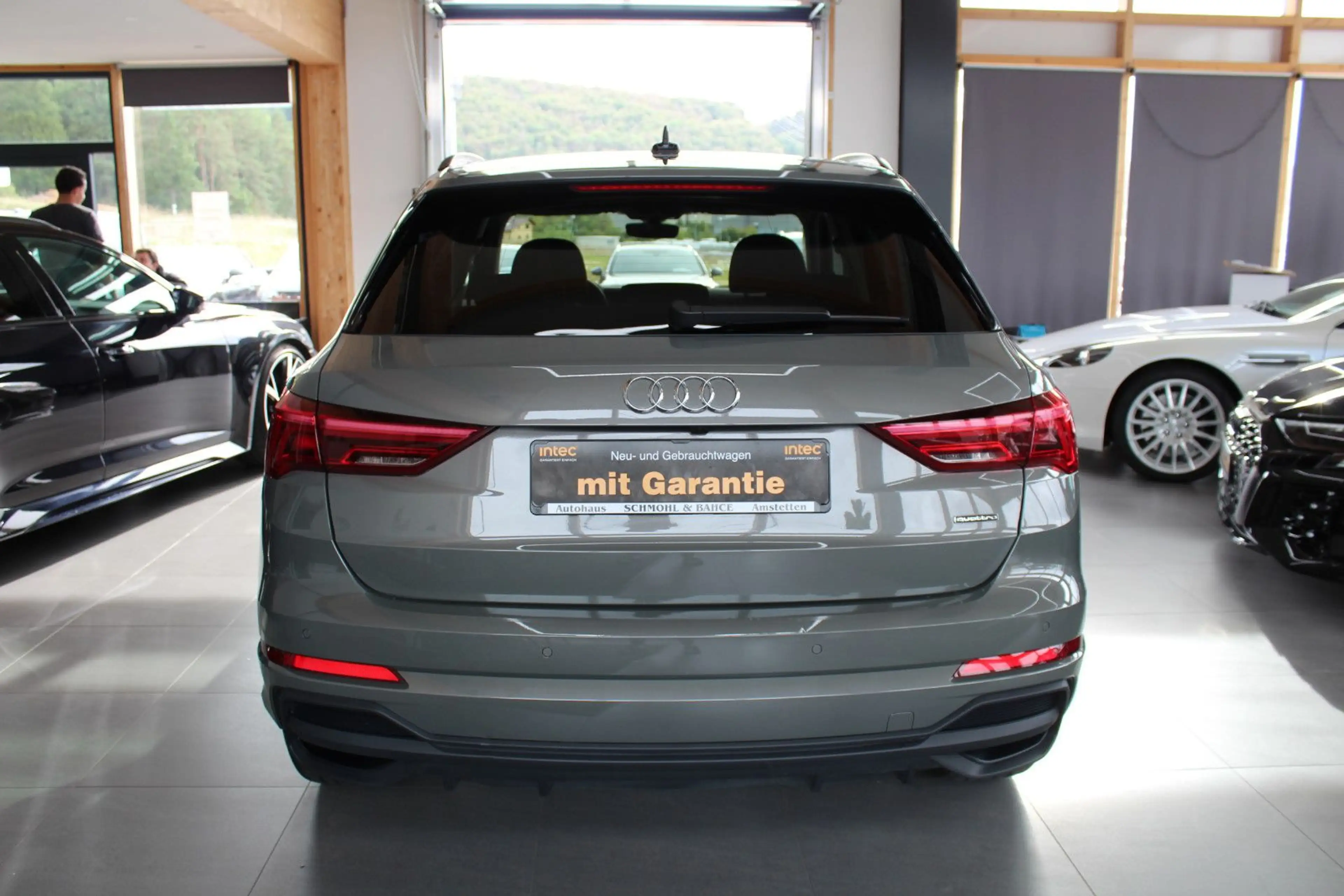 Audi Q3 35 TDI quattro S tronic S line sport — photo 5
