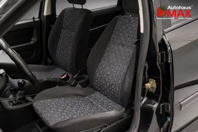Opel Astra view 13