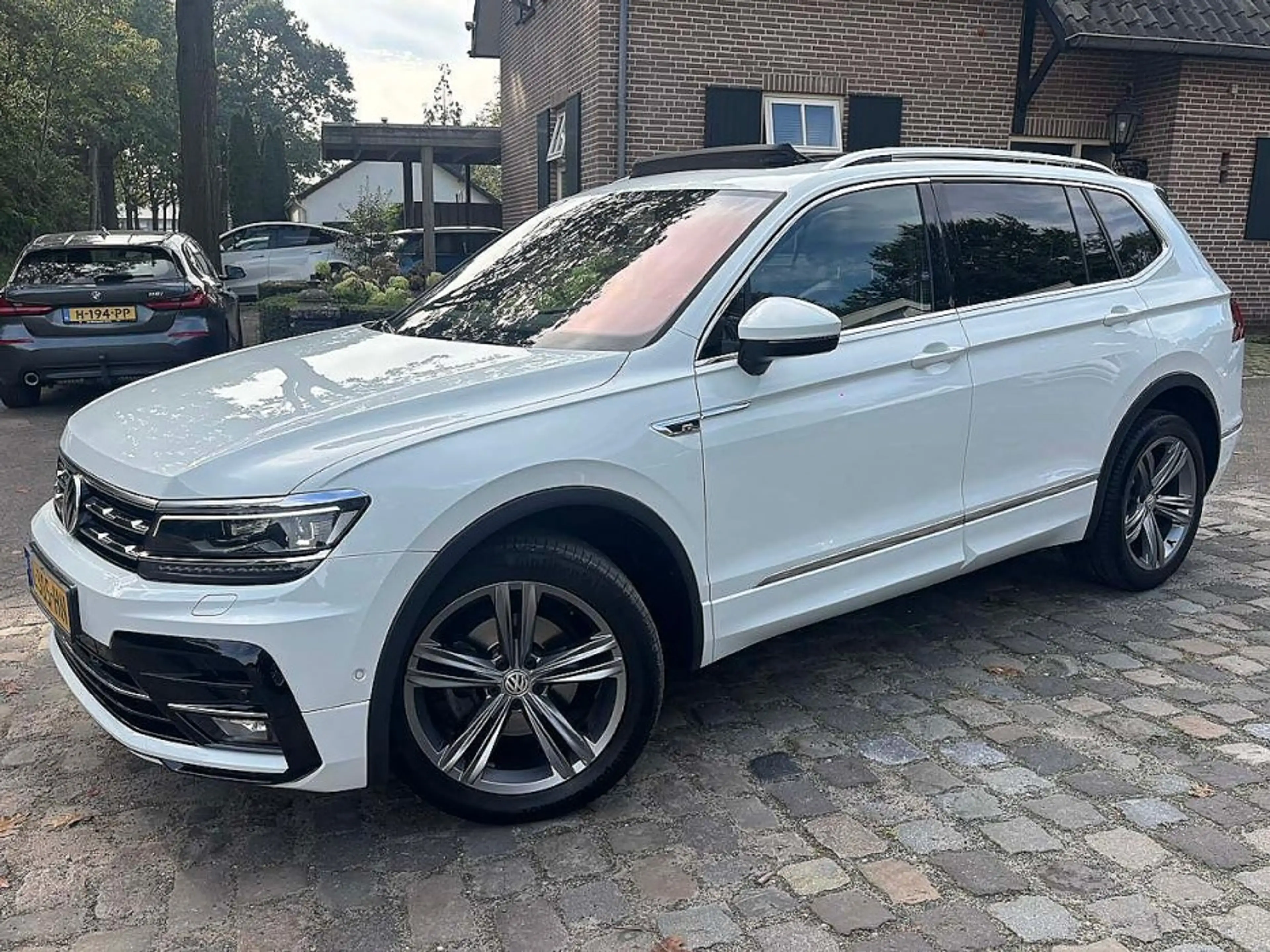 Volkswagen Tiguan Allspace 1.5 TSI Highline Business R line.Digi.Leder.Pano