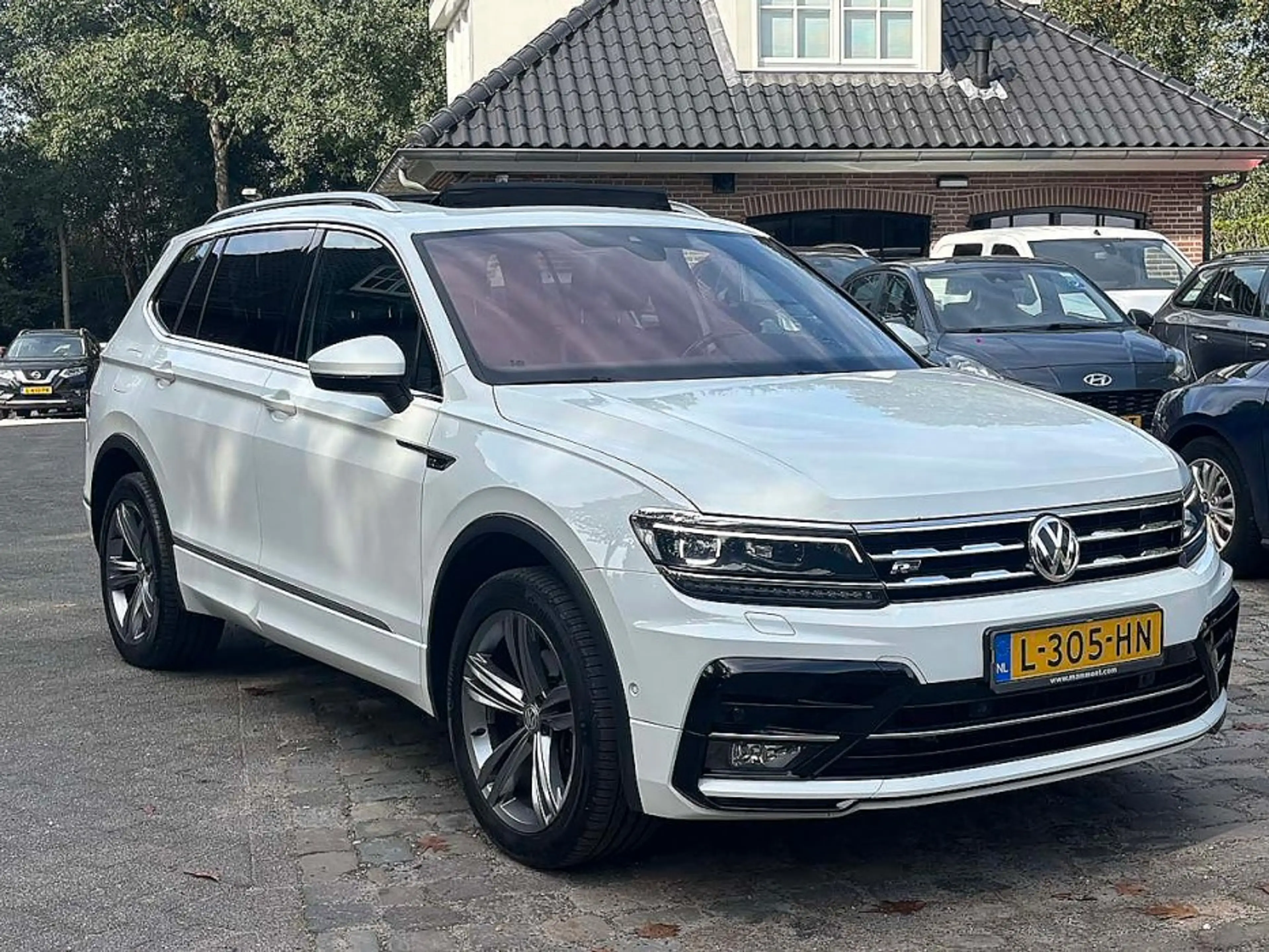 Volkswagen Tiguan Allspace 1.5 TSI Highline Business R line.Digi.Leder.Pano — photo 6