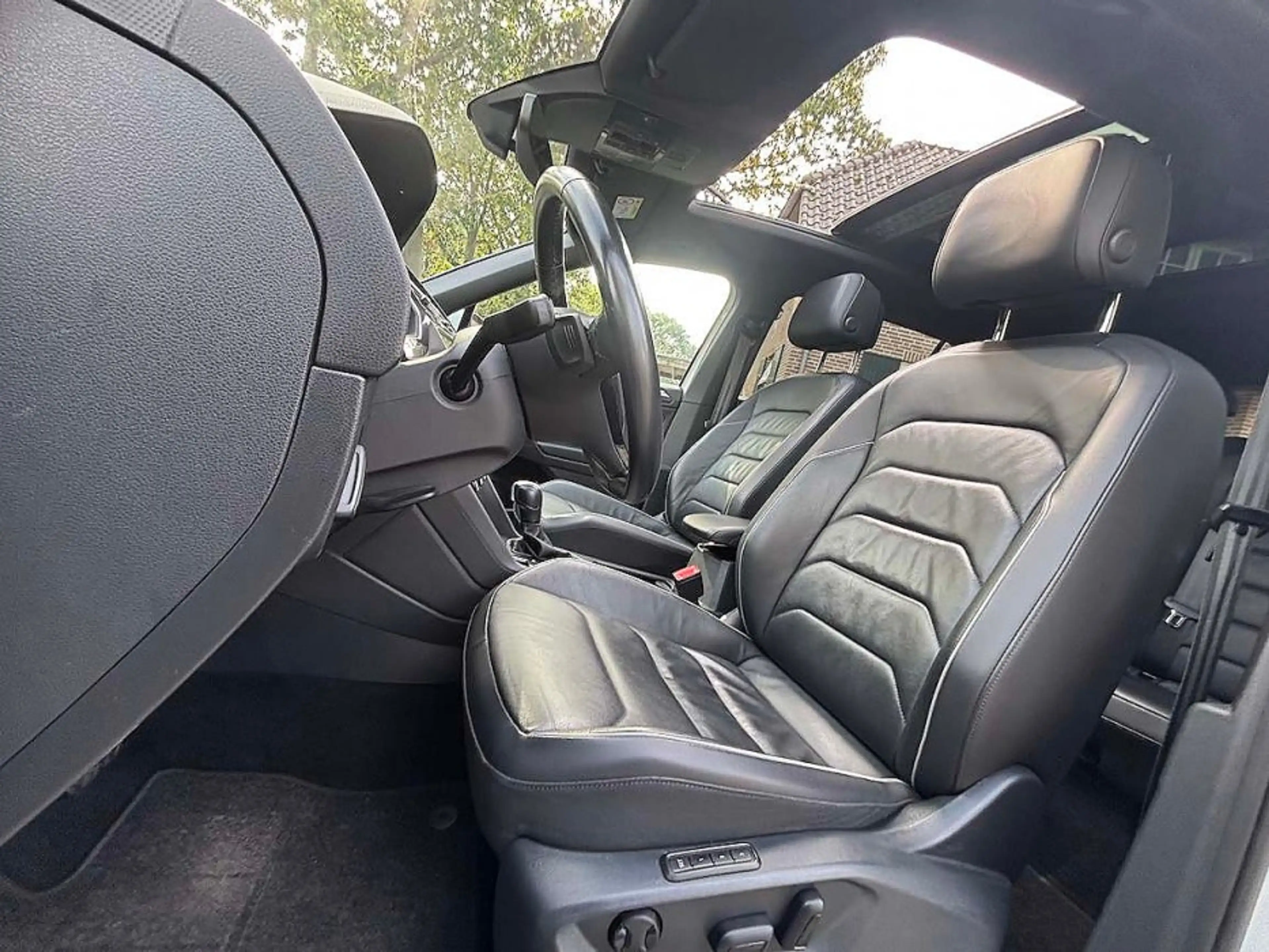 Volkswagen Tiguan Allspace 1.5 TSI Highline Business R line.Digi.Leder.Pano — photo 19
