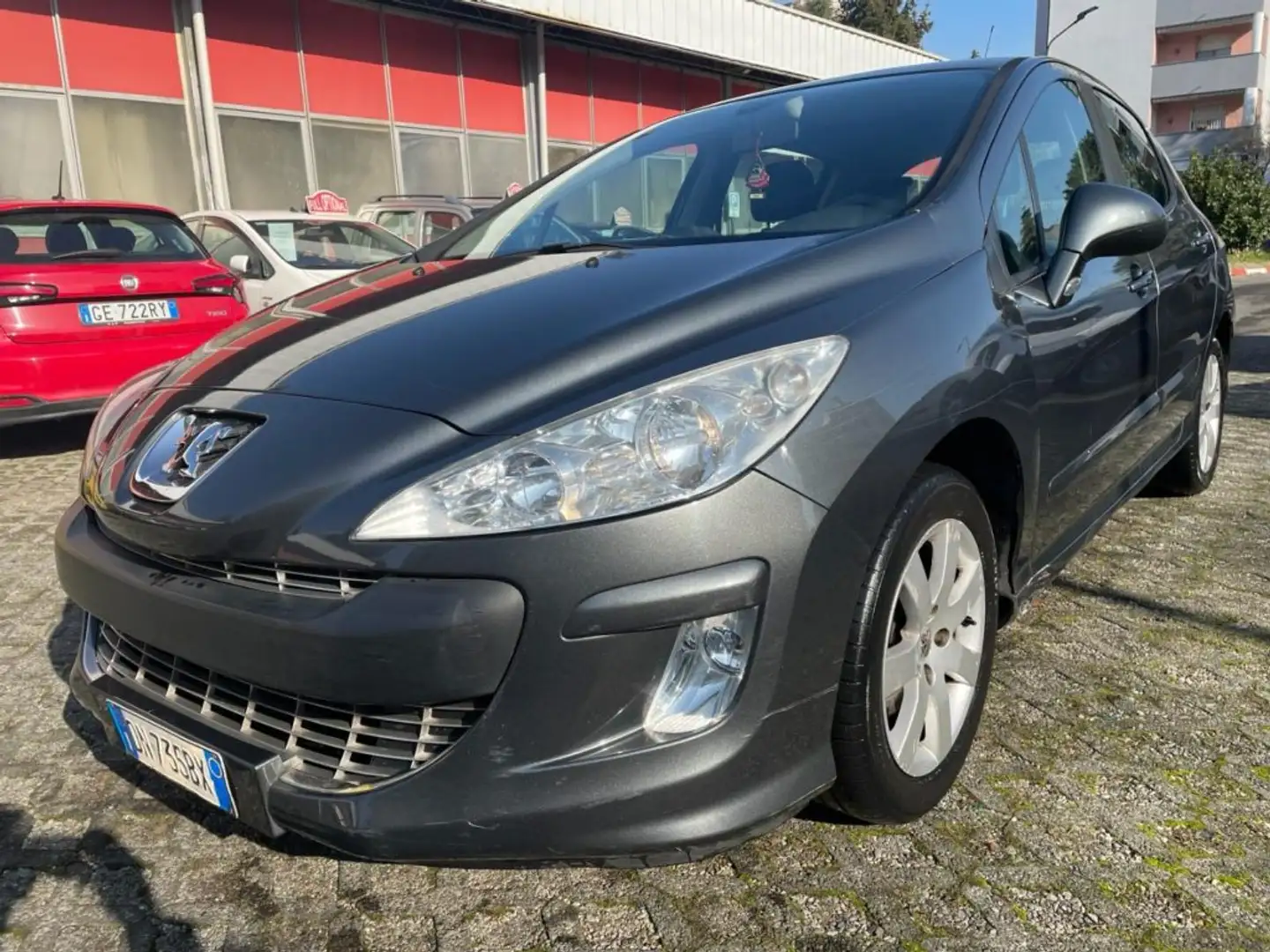 Peugeot 308 1.6 VTi 120CV 5P. Tecno Сірий - 1