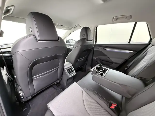 Skoda Enyaq view 11