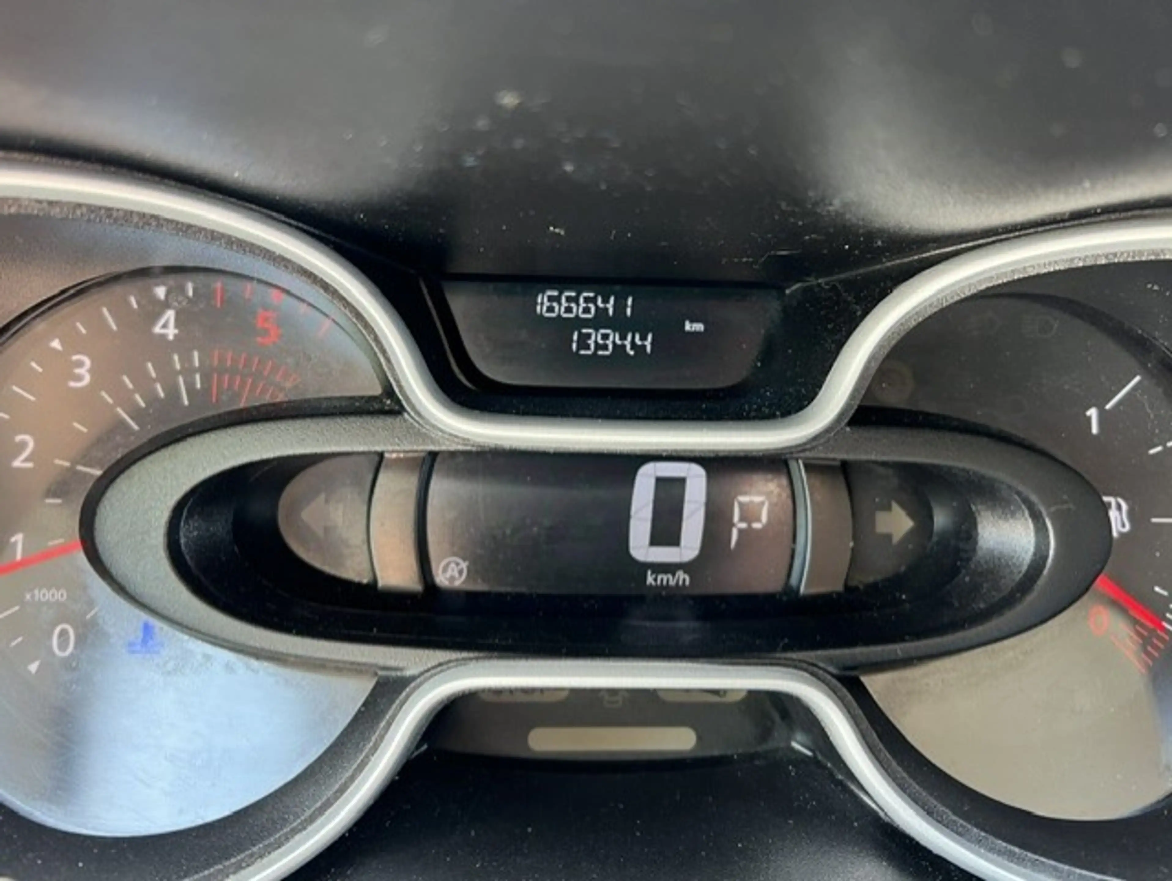 Renault Trafic NV300 2.0 dCi 170 L2H1 LANG AUTOMAAT AIRCO KLIMA — photo 10