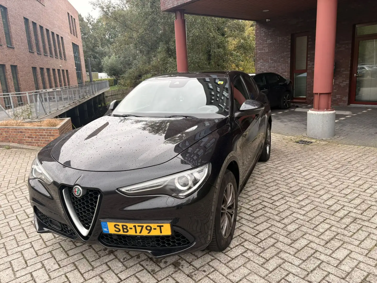 Alfa Romeo Stelvio Stelvio 2.0 T AWD Super Zwart - 2