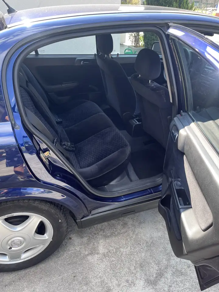 Opel Astra 5p 1.6i 16v CDX, foto 8