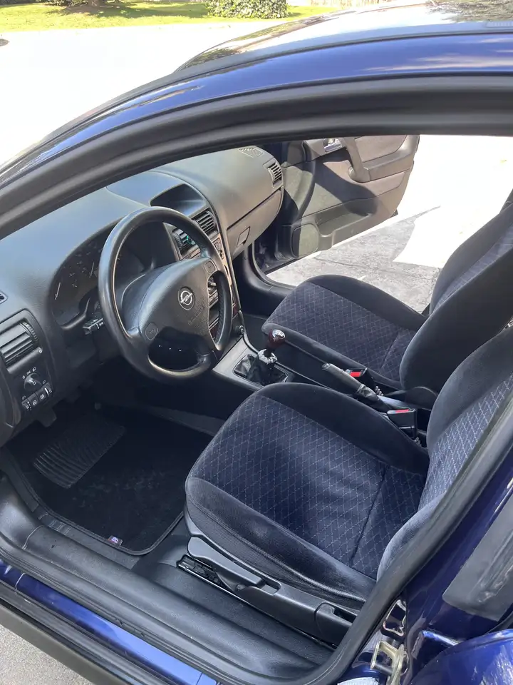 Opel Astra 5p 1.6i 16v CDX, foto 6