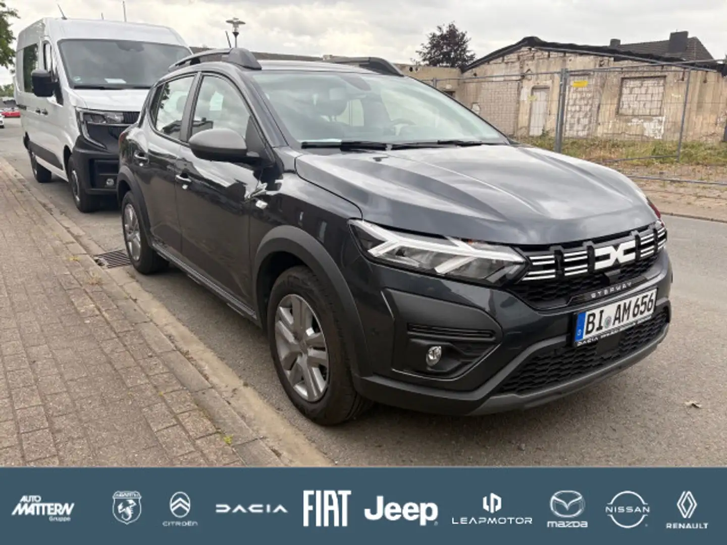Dacia Sandero III Stepway Expression TCe 90 CVT Grau - 1