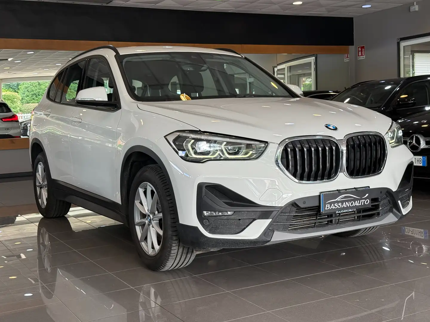 BMW X1 X1 F48 2019 sdrive16d auto Bianco - 2